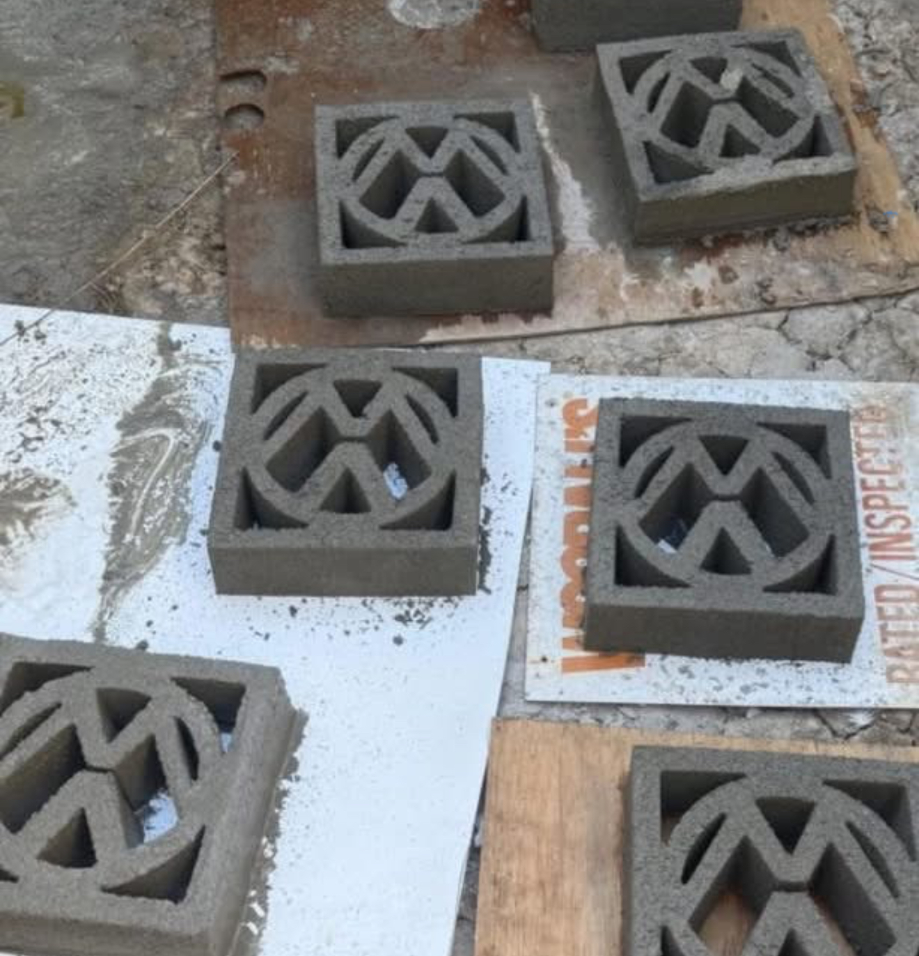 Geometric Letter Block 'MA'